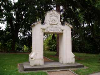 Csurgó, Széchenyi tér 09. 03.kép.jpg Csurgó, Széchenyi tér 09. 03.kép.jpg